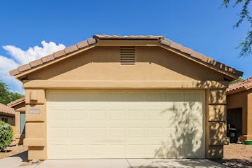 6933 S CREEK RUN AVE TUCSON, AZ 85756